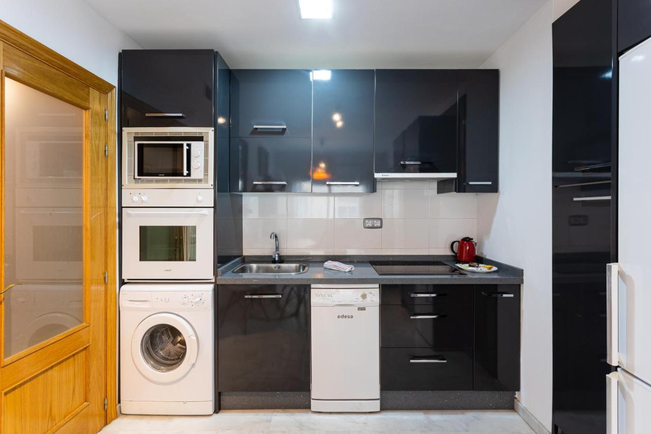 Holidays2Malaga Carrera Capuchinos Free Parking Aircon Downtown المظهر الخارجي الصورة