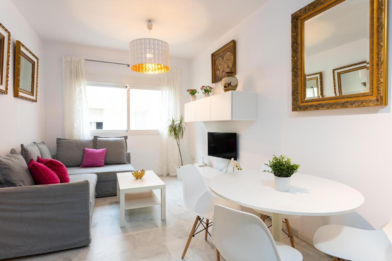 Holidays2Malaga Carrera Capuchinos Free Parking Aircon Downtown المظهر الخارجي الصورة